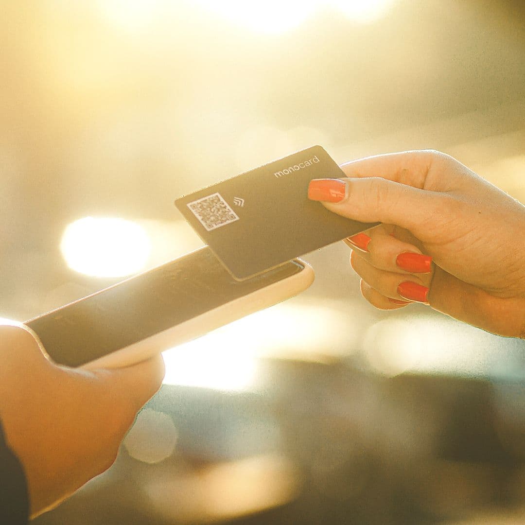Interactive business card: how to create it for your company for free